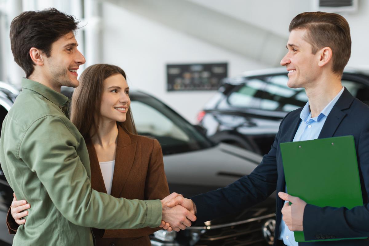 Coche eléctrico o híbrido: cómo elegir según tu uso real